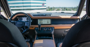 Land Rover Defender — photo 5
