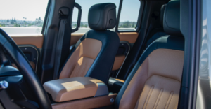Land Rover Defender — photo 9