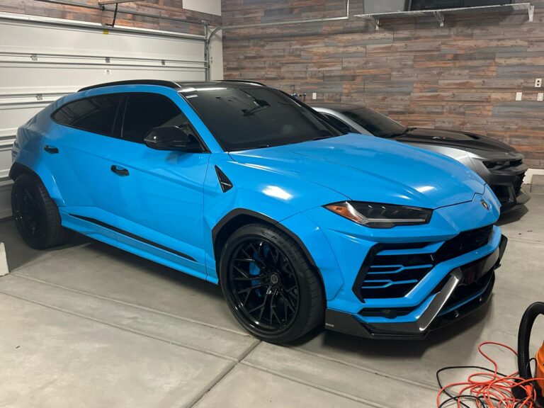 Widebody Lamborghini Urus 2019 rental vehicle