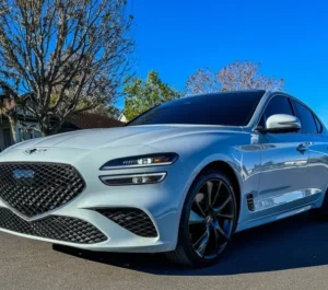 Genesis G70 3.3T Sport — photo 2