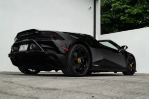 Lamborghini Huracan EVO Spider — photo 4