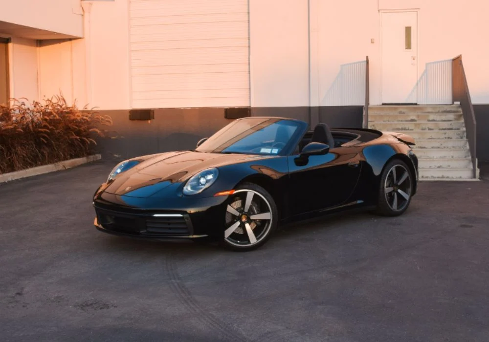 Porsche 911 Carrera Cabriolet 2023