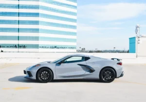Chevrolet Corvette 2LT - Stingray 2024 — photo 3