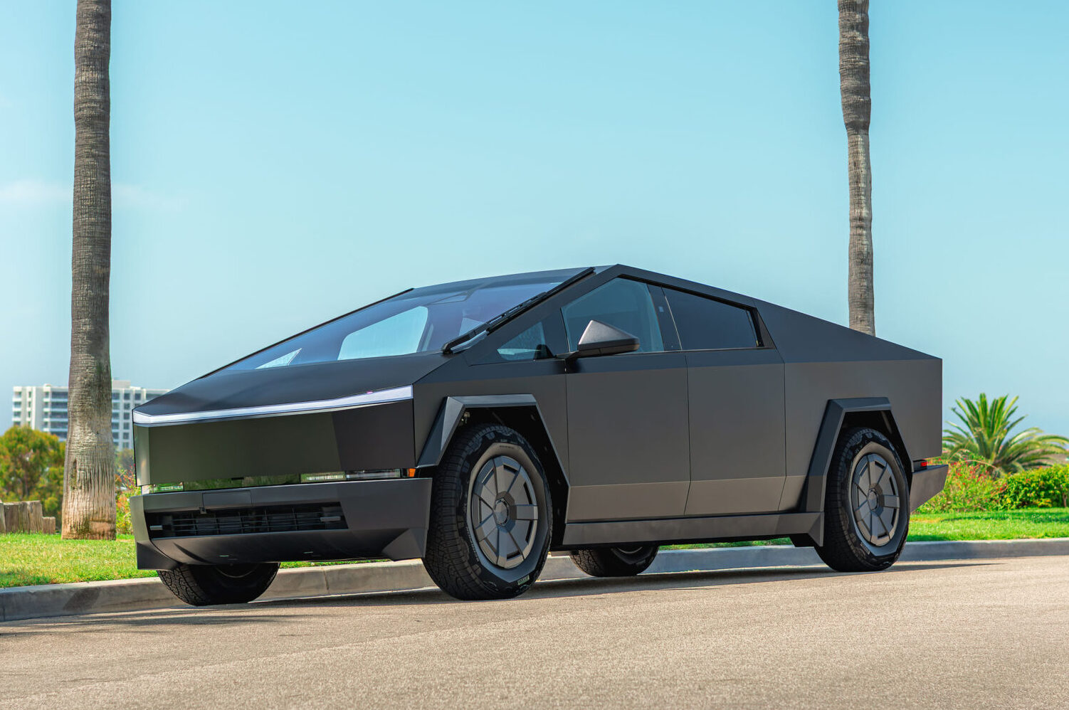 Cybertruck Cyberbeast