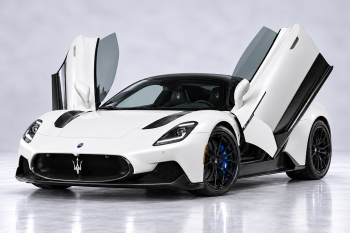 Maserati MC20